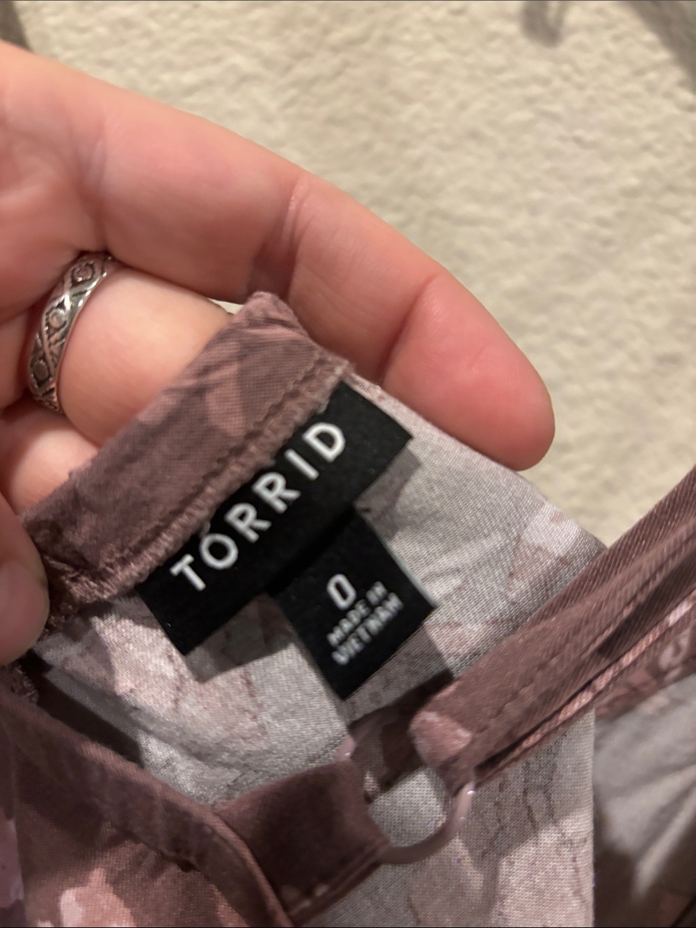 Torrid 0X Floral Midi Dress in Mauve Pink - Picture 9 of 9